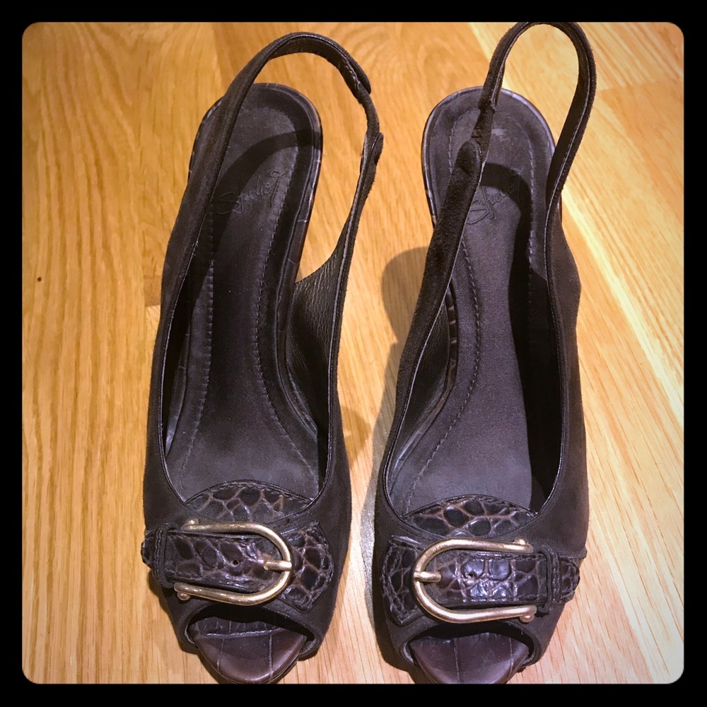 Women’s brown Studio 9 (9 west) sling back shoe